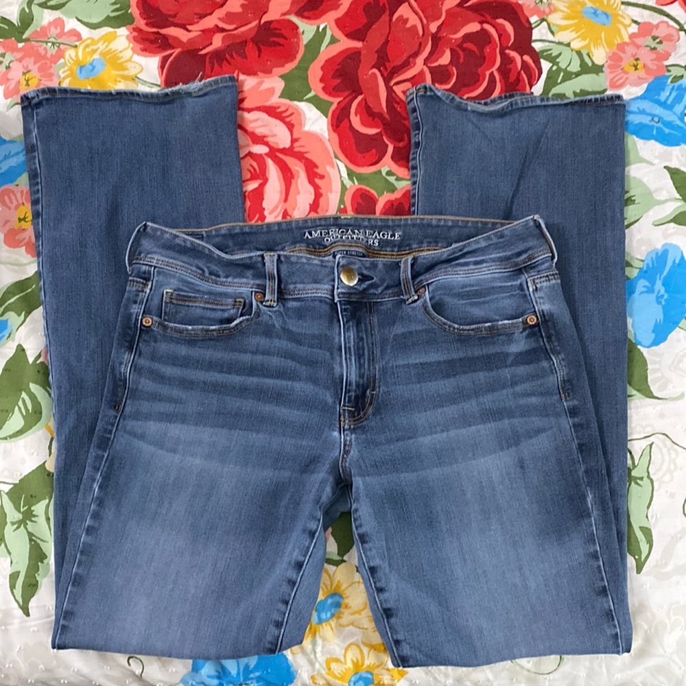 Good Used Condition American Eagle Kickboot Jeans